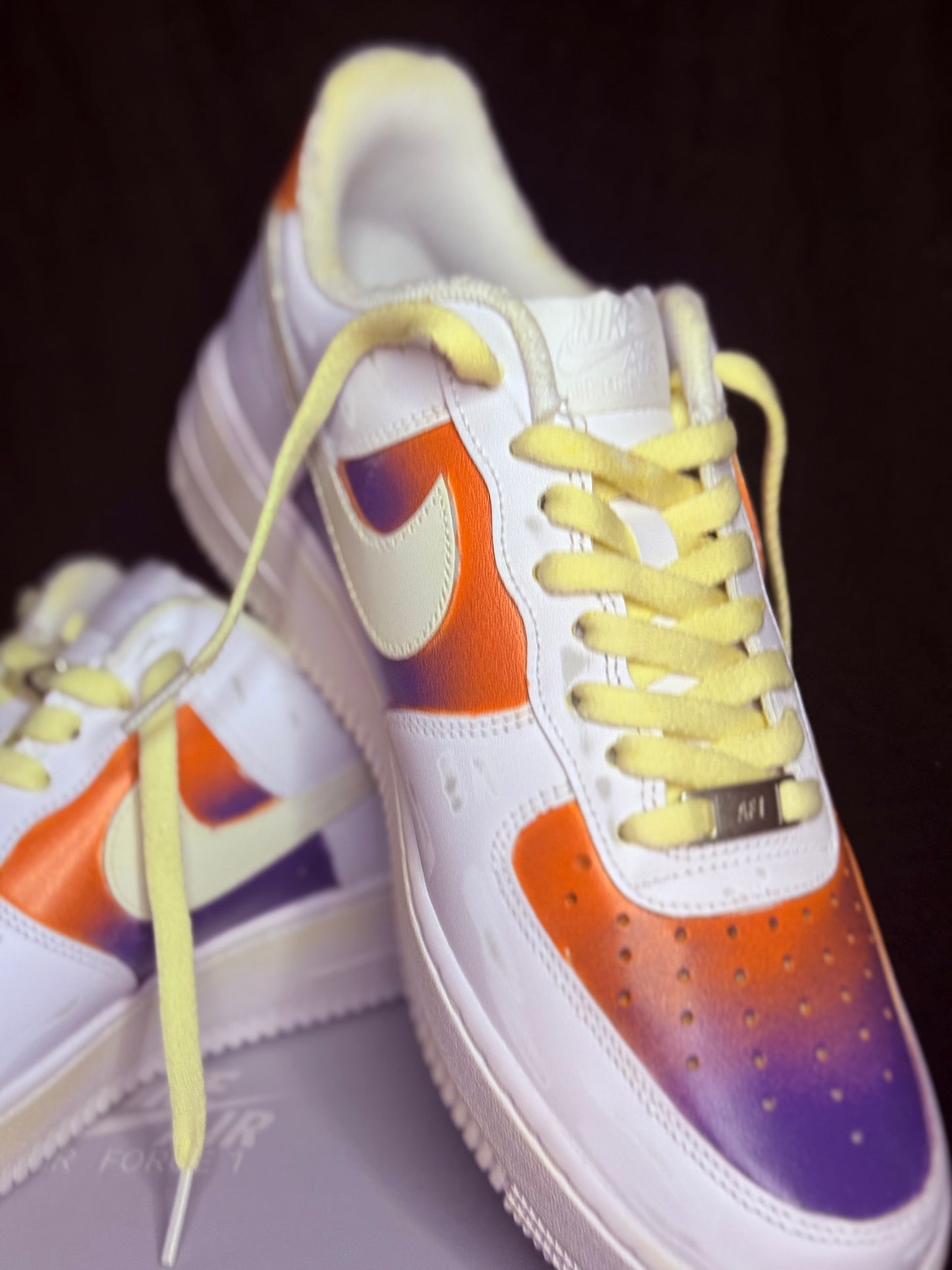 NIKE AIR FORCE 1 - PURPLE CREAM