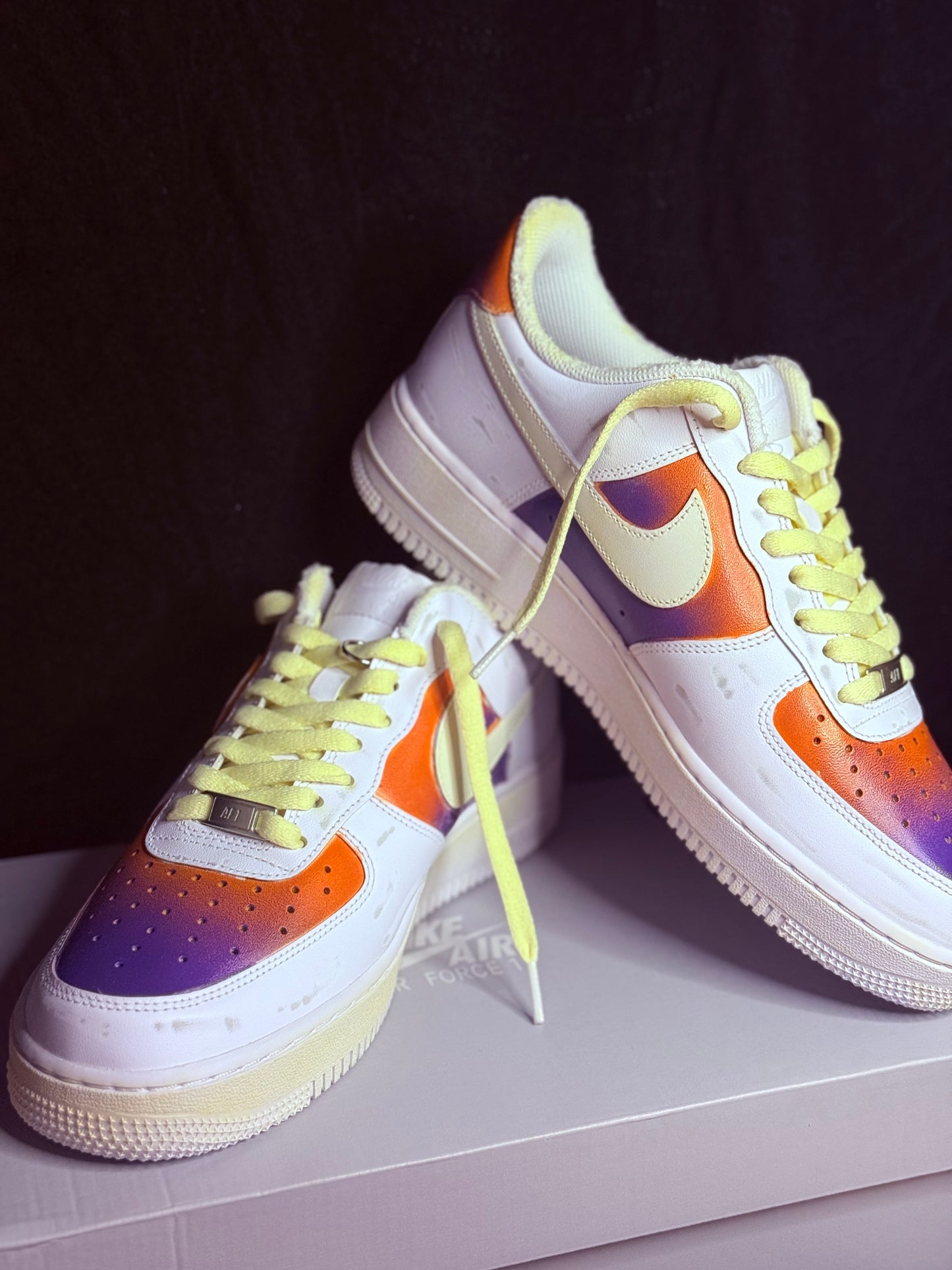 NIKE AIR FORCE 1 - PURPLE CREAM