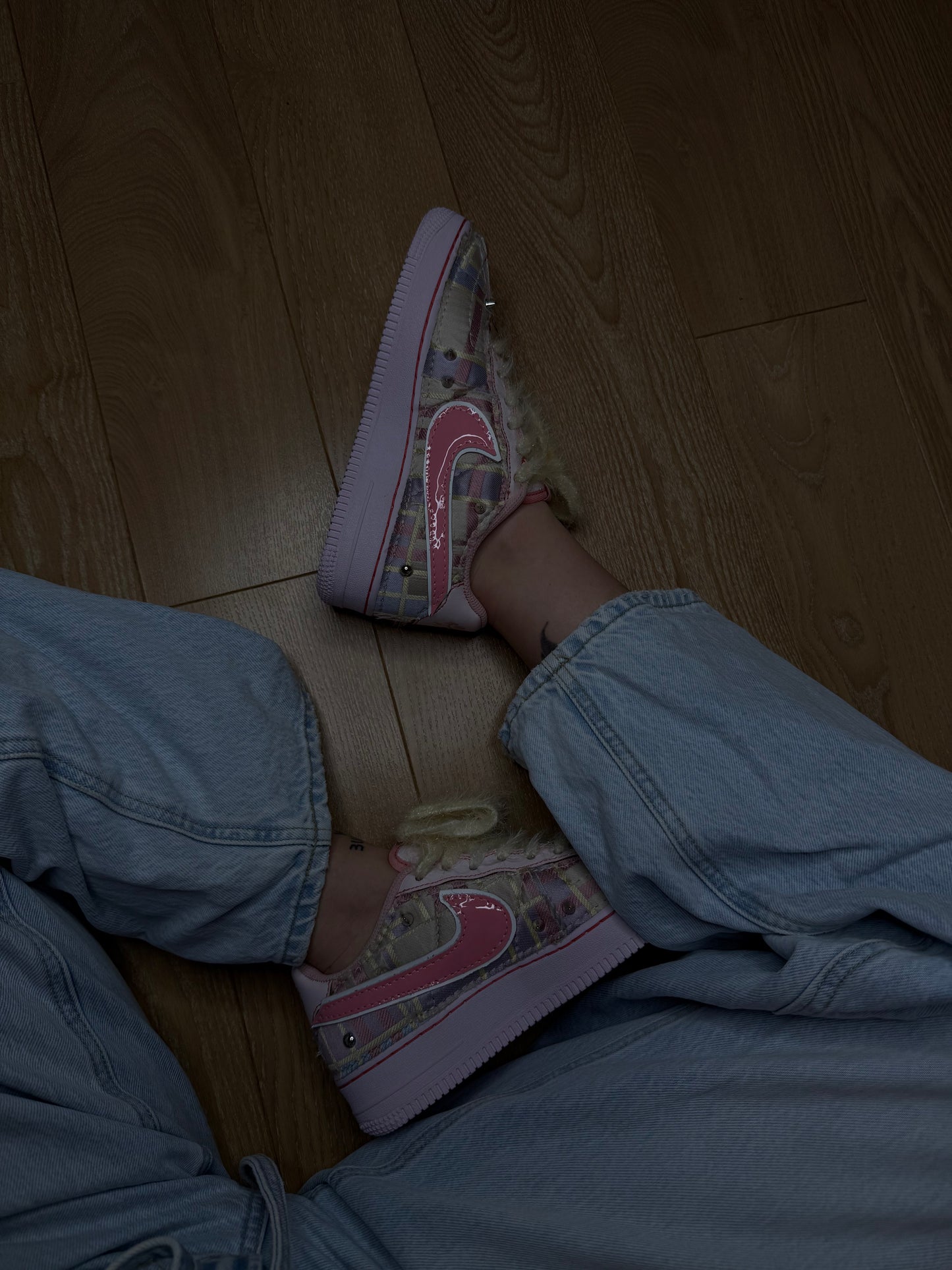 NIKE AIR FORCE 1 - VIVIENNE