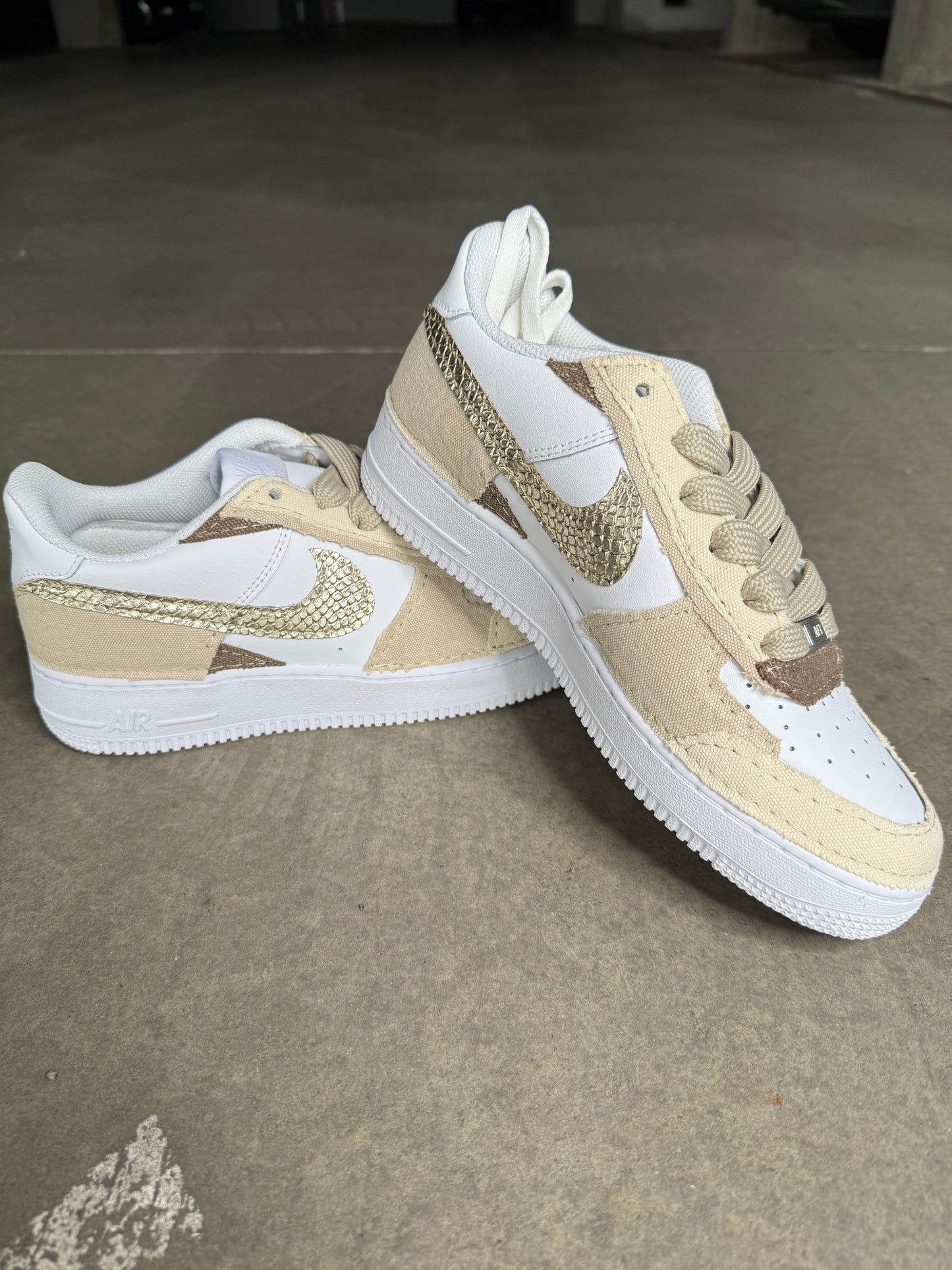 NIKE AIR FORCE 1 CANAPA GOLD